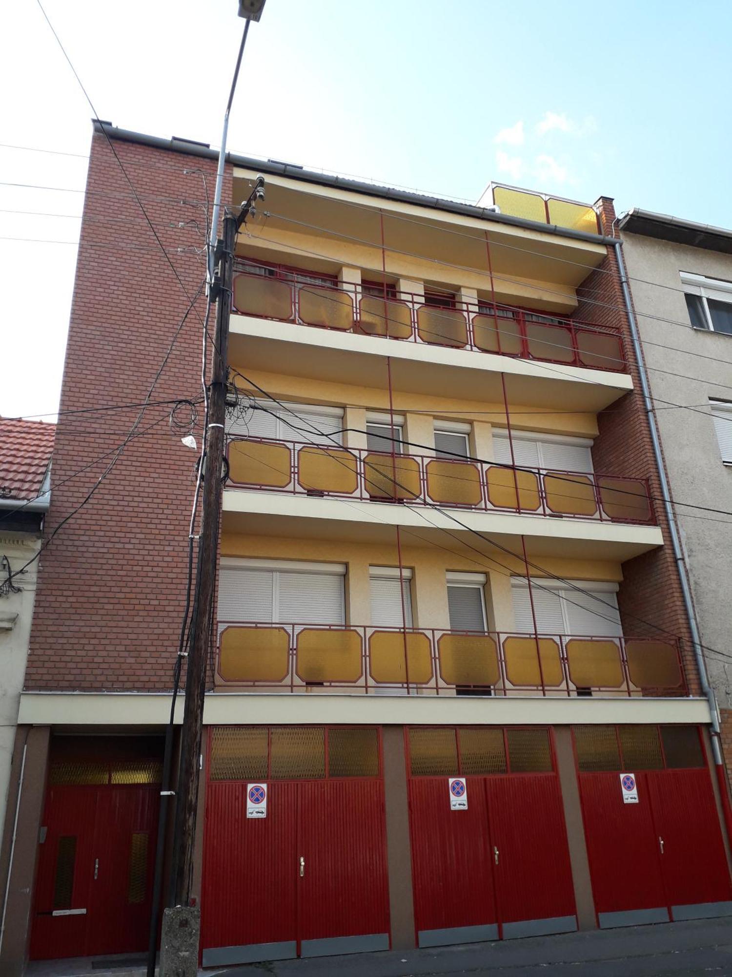 8X8 Tetoter Apartman Szeged Eksteriør billede