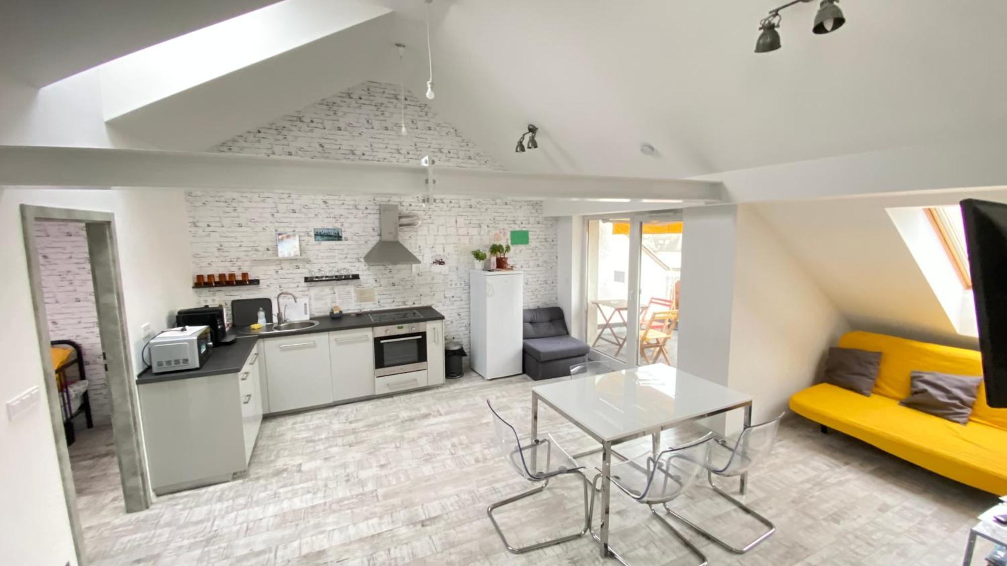 8X8 Tetoter Apartman Szeged Eksteriør billede